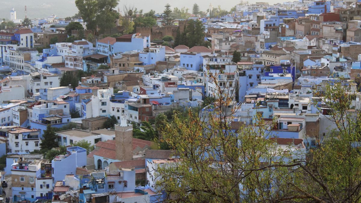 I tetti e le case di Chefchaouen visti dall'alto